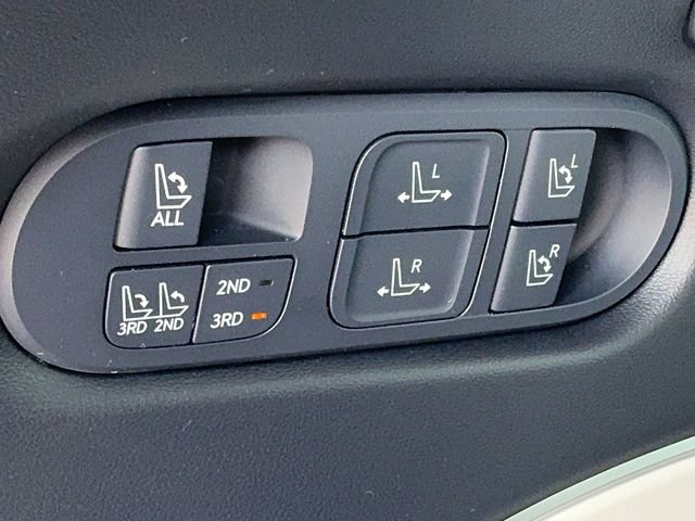 Used 2026 Hyundai Palisade Calligraphy FWD image 18