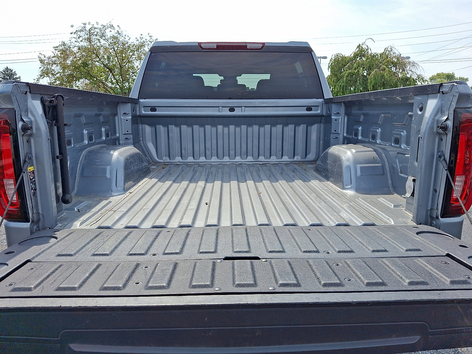 Used 2024 GMC Sierra 1500 SLT image 28