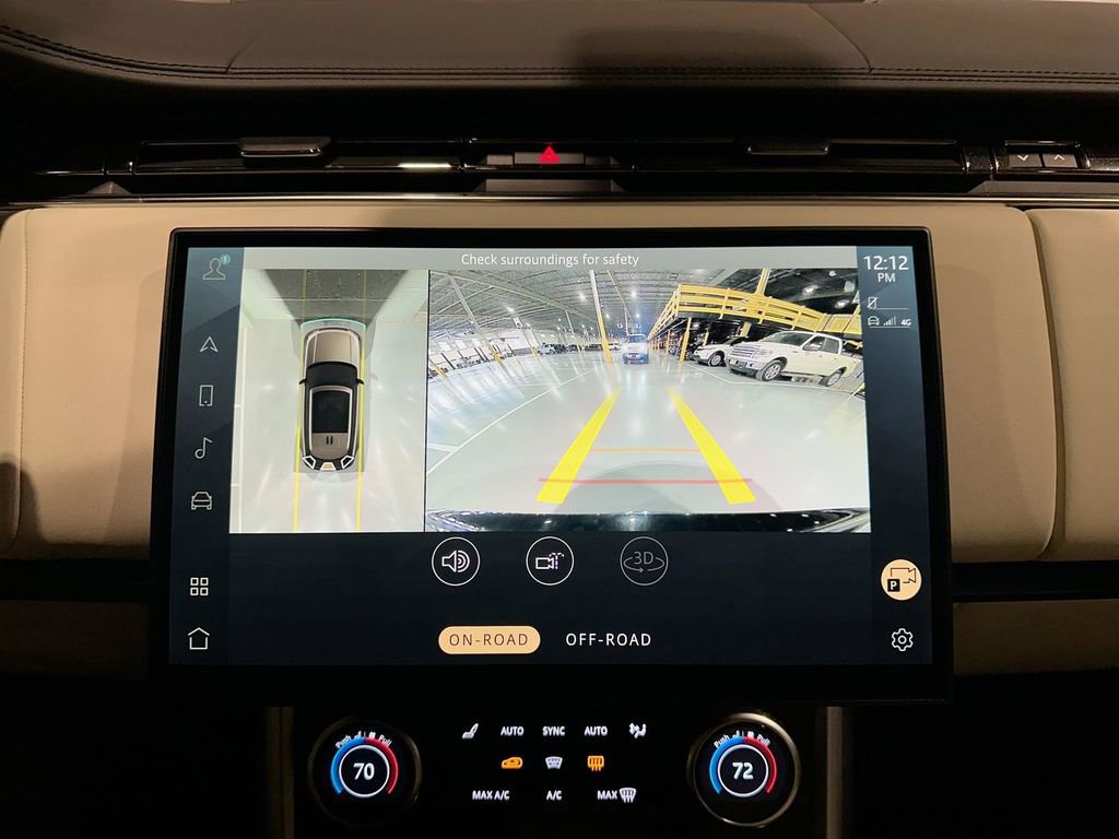 Used 2023 Land Rover Range Rover SE image 16