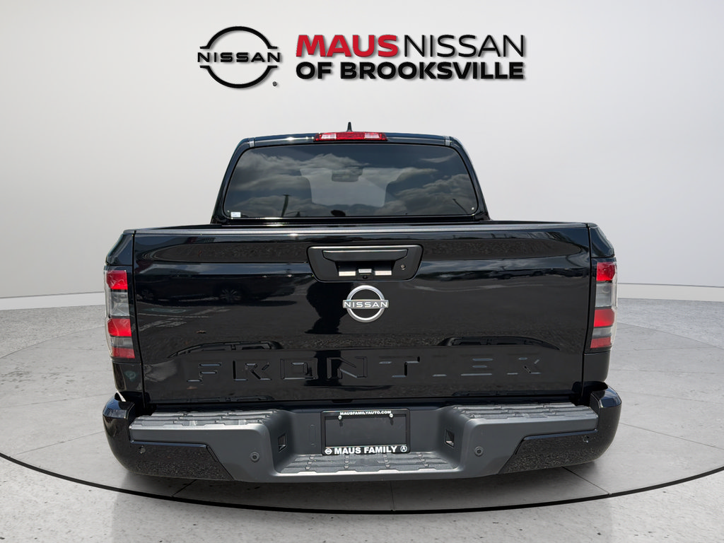 Certified 2025 Nissan Frontier SV RWD image 7