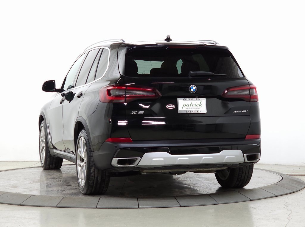 Used 2022 BMW X5 xDrive40i w/ Parking Assistance Package image 3