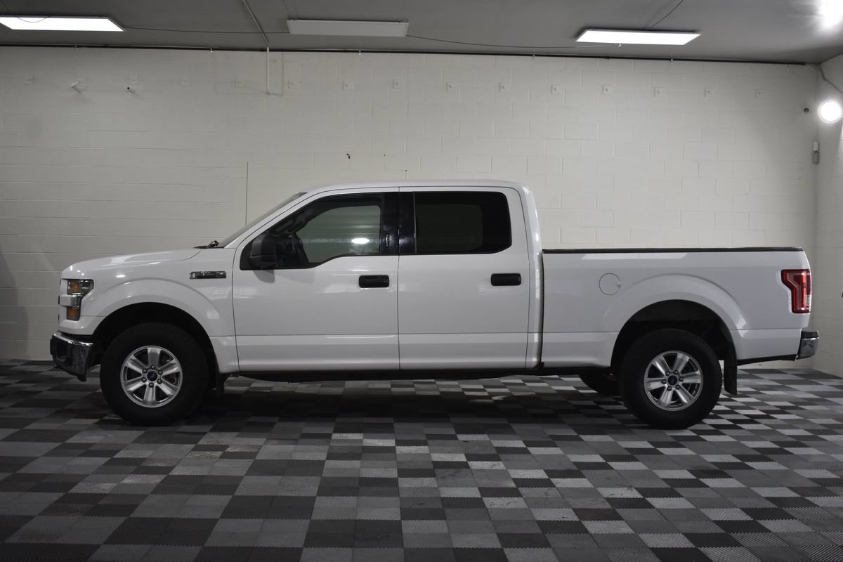 Used 2017 Ford F150 XLT AWD/4WD image 2