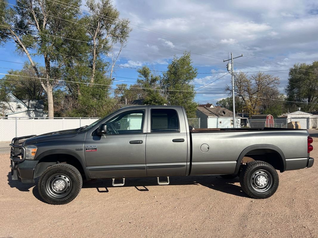 Used 2008 Dodge Ram 2500 Truck ST w/ Popular Equipment Group AWD/4WD image 4