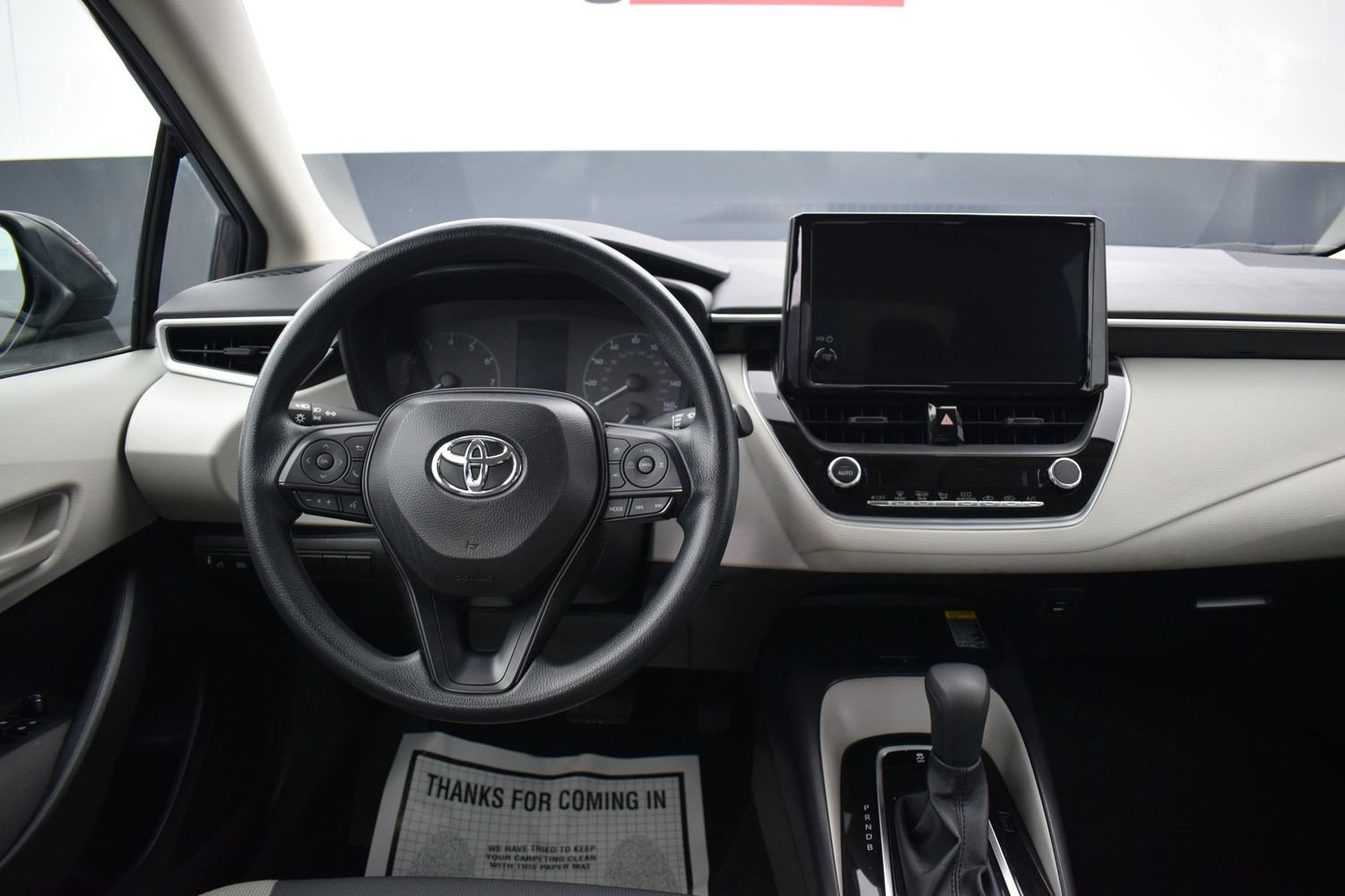 Used 2025 Toyota Corolla LE w/ LE Premium Package FWD image 14