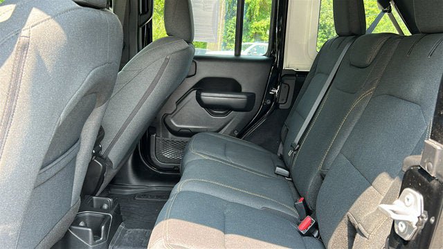 Certified 2025 Jeep Wrangler Unlimited Sport AWD/4WD image 22