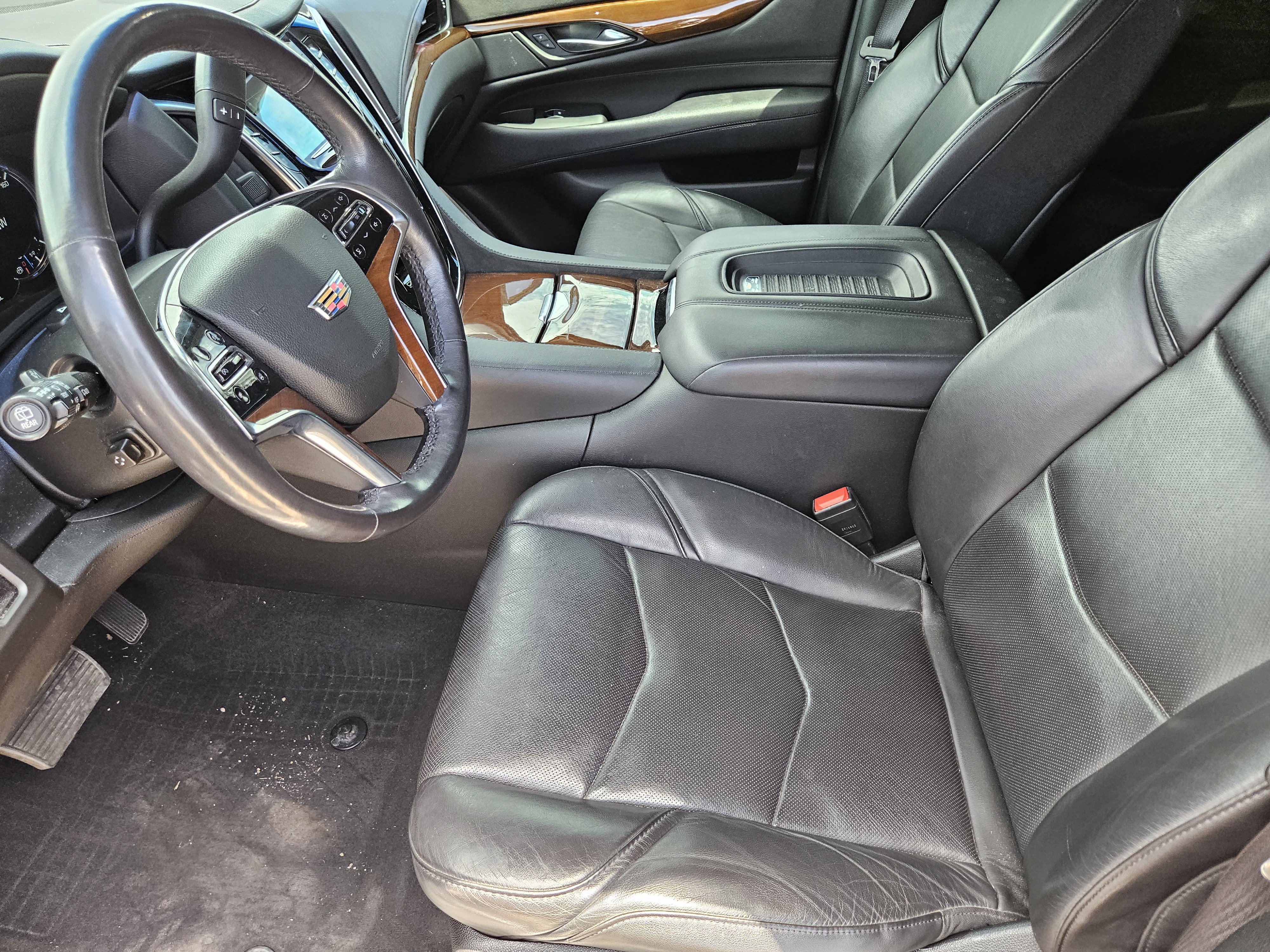 Used 2020 Cadillac Escalade ESV Luxury RWD image 13