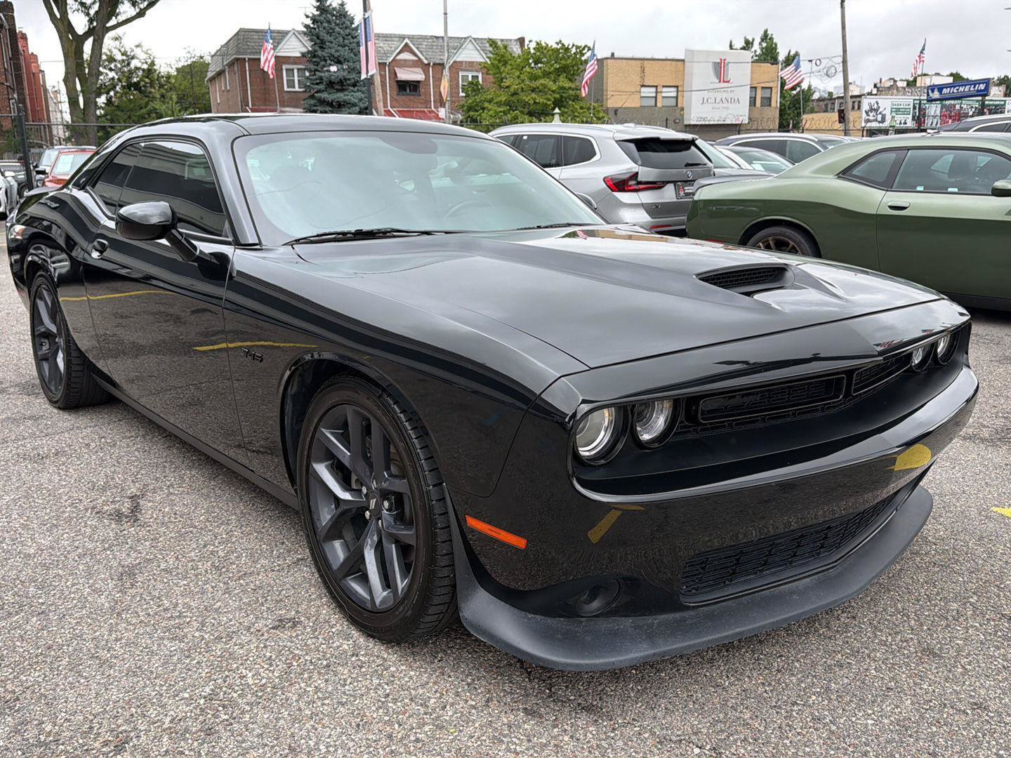 Used 2023 Dodge Challenger R/T w/ Blacktop Package RWD image 7