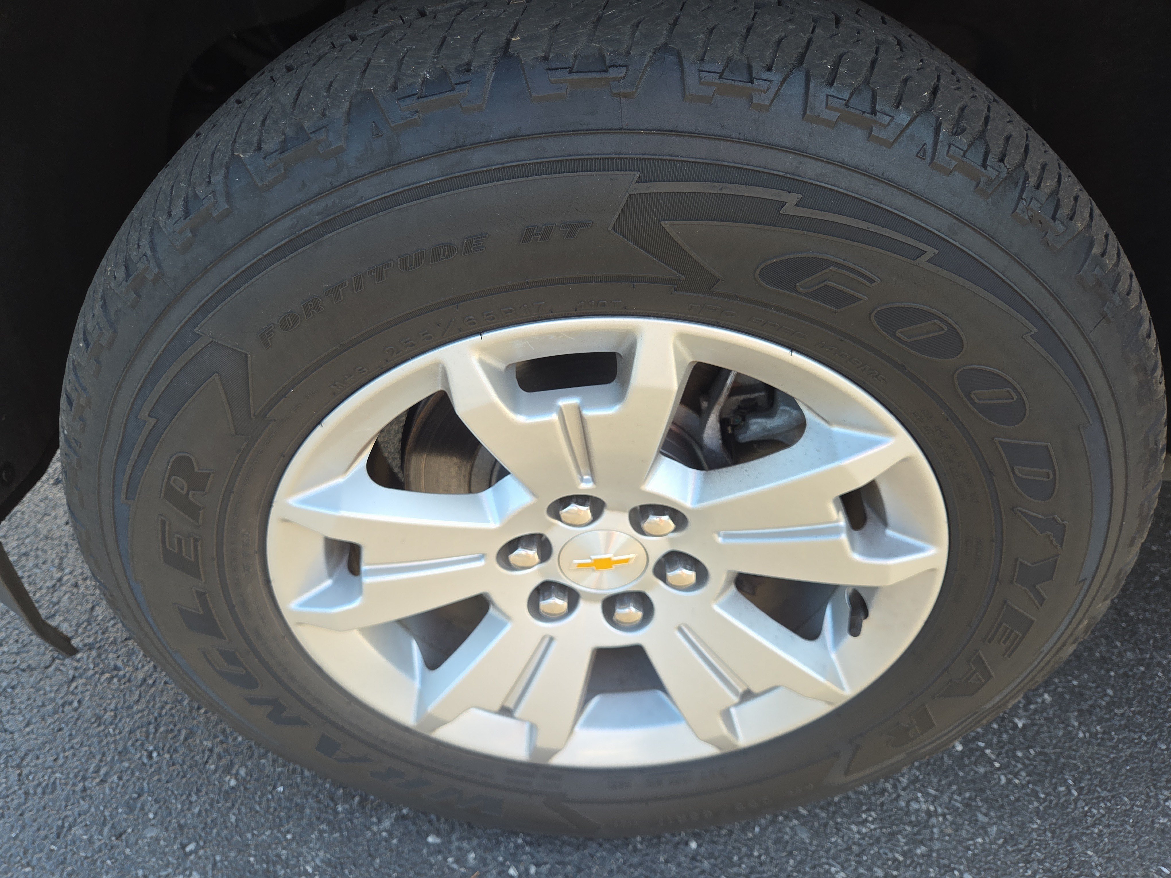 Used 2022 Chevrolet Colorado LT w/ Safety Package AWD/4WD image 13