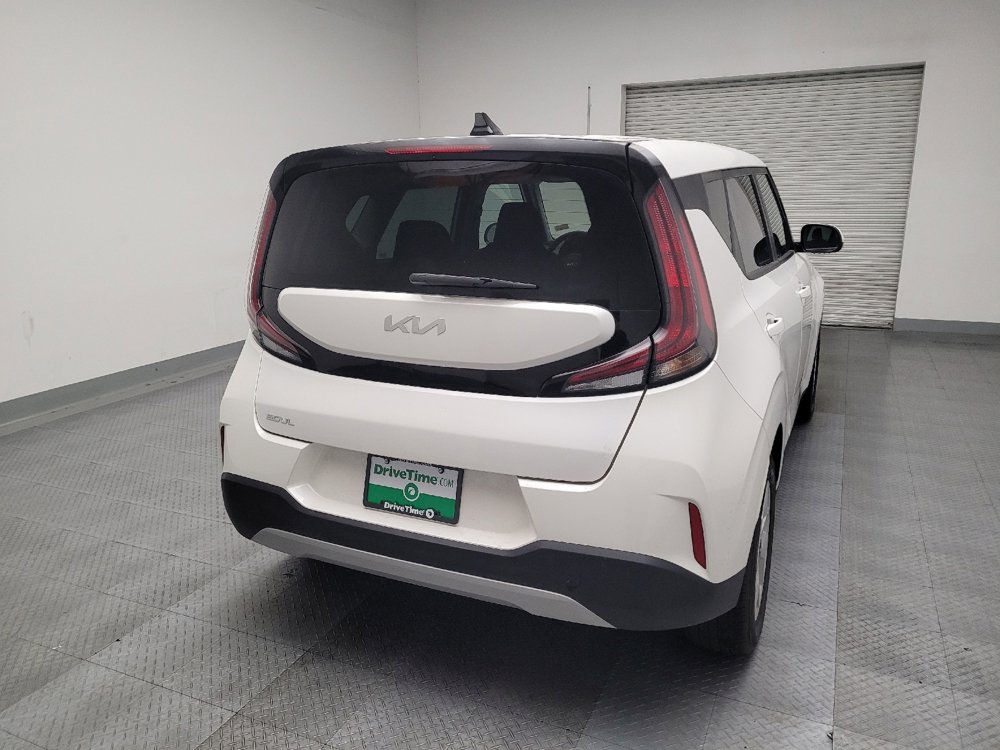 Used 2024 Kia Soul LX w/ Option Group 015 image 7