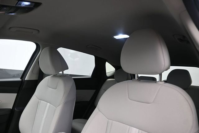 Used 2025 Hyundai Tucson SEL FWD image 2