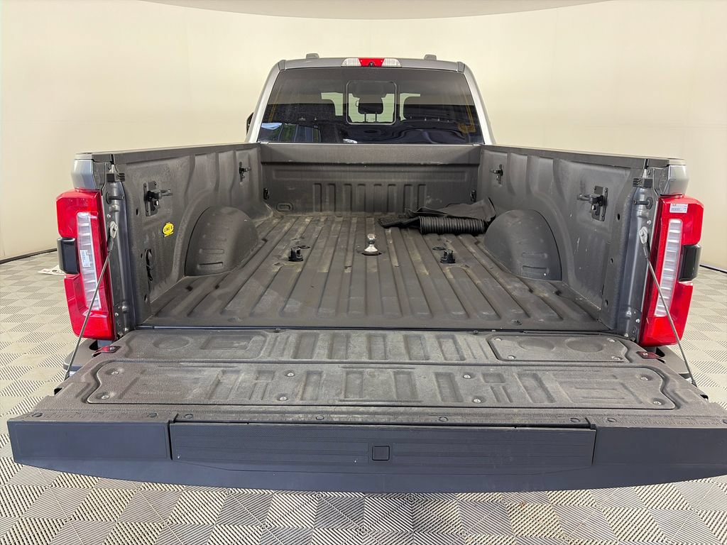 Certified 2023 Ford F450 Lariat w/ Lariat Ultimate Package AWD/4WD image 28