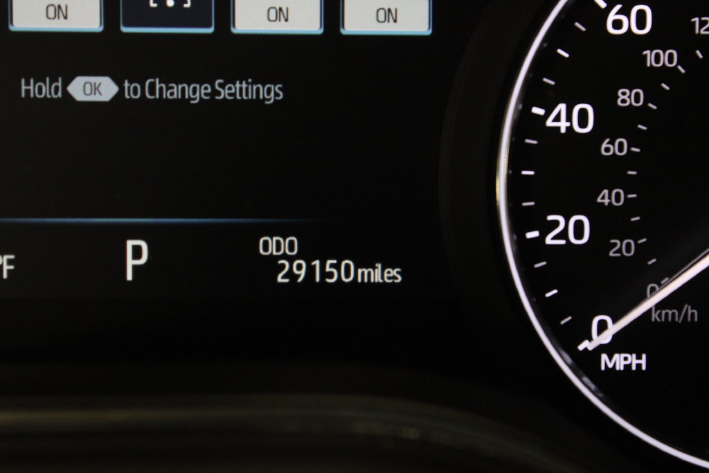 Used 2022 Toyota Avalon Limited w/ Advanced Safety Package FWD image 30