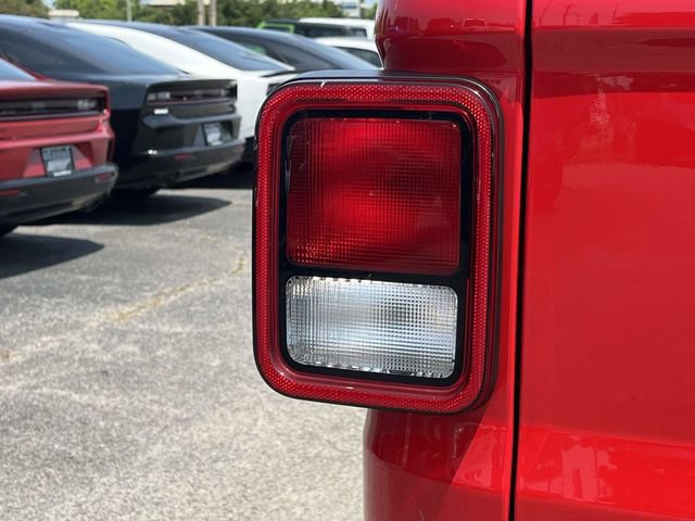 Used 2021 Jeep Gladiator Mojave AWD/4WD image 10