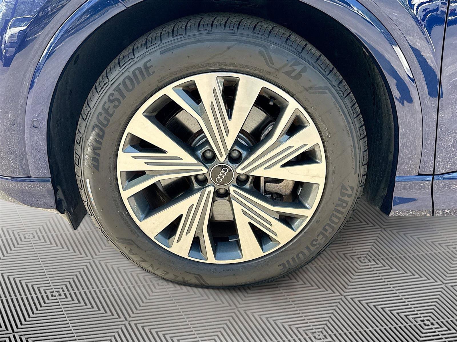 Certified 2023 Audi Q4 e-tron Premium Plus w/ Premium Plus image 32