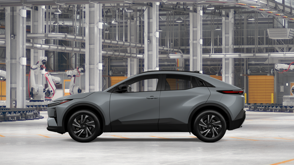 New 2027 Toyota C-HR AWD/4WD image 4