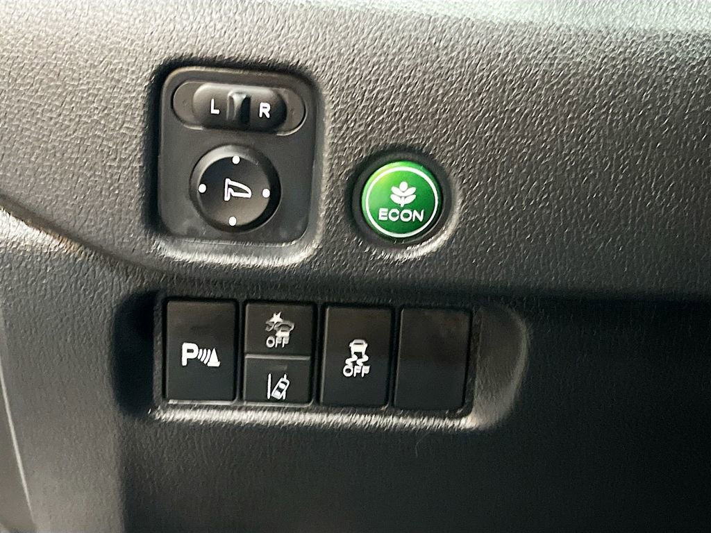 Used 2025 Honda Passport EX-L image 10