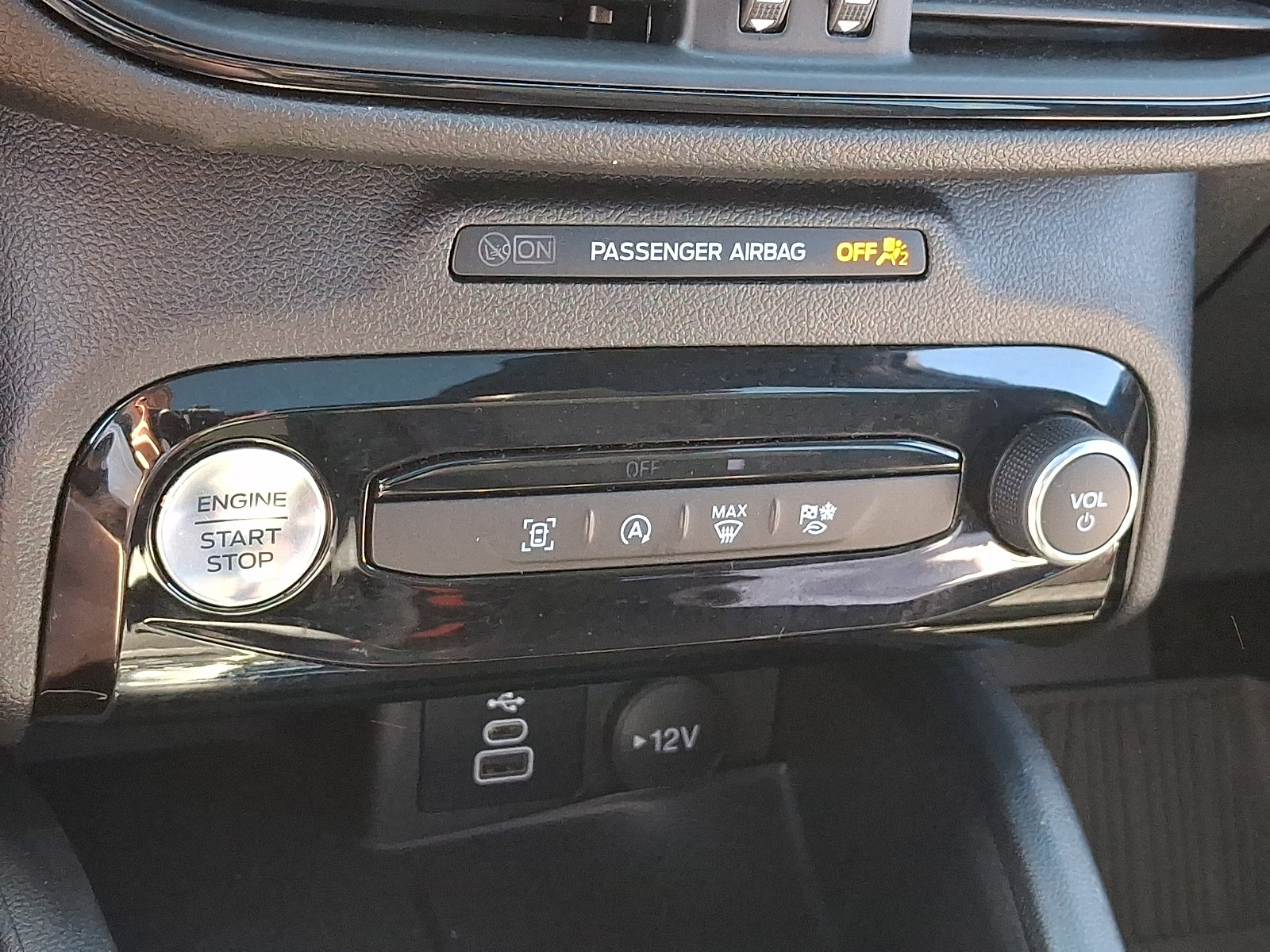 Certified 2024 Ford Escape ST-Line w/ Tech Pack #1 AWD/4WD image 23