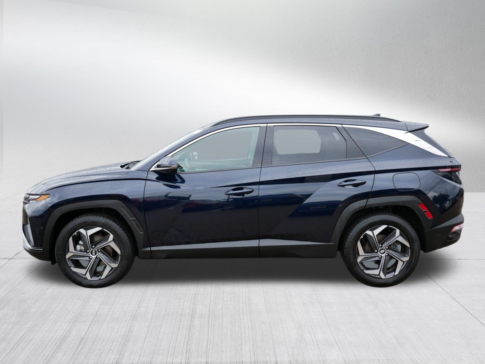 Used 2023 Hyundai Tucson Limited AWD/4WD image 4