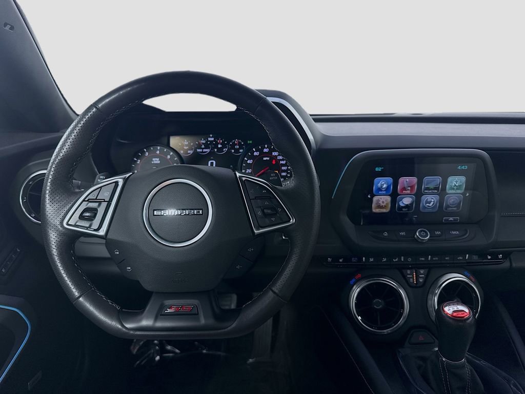 Used 2018 Chevrolet Camaro SS RWD image 27