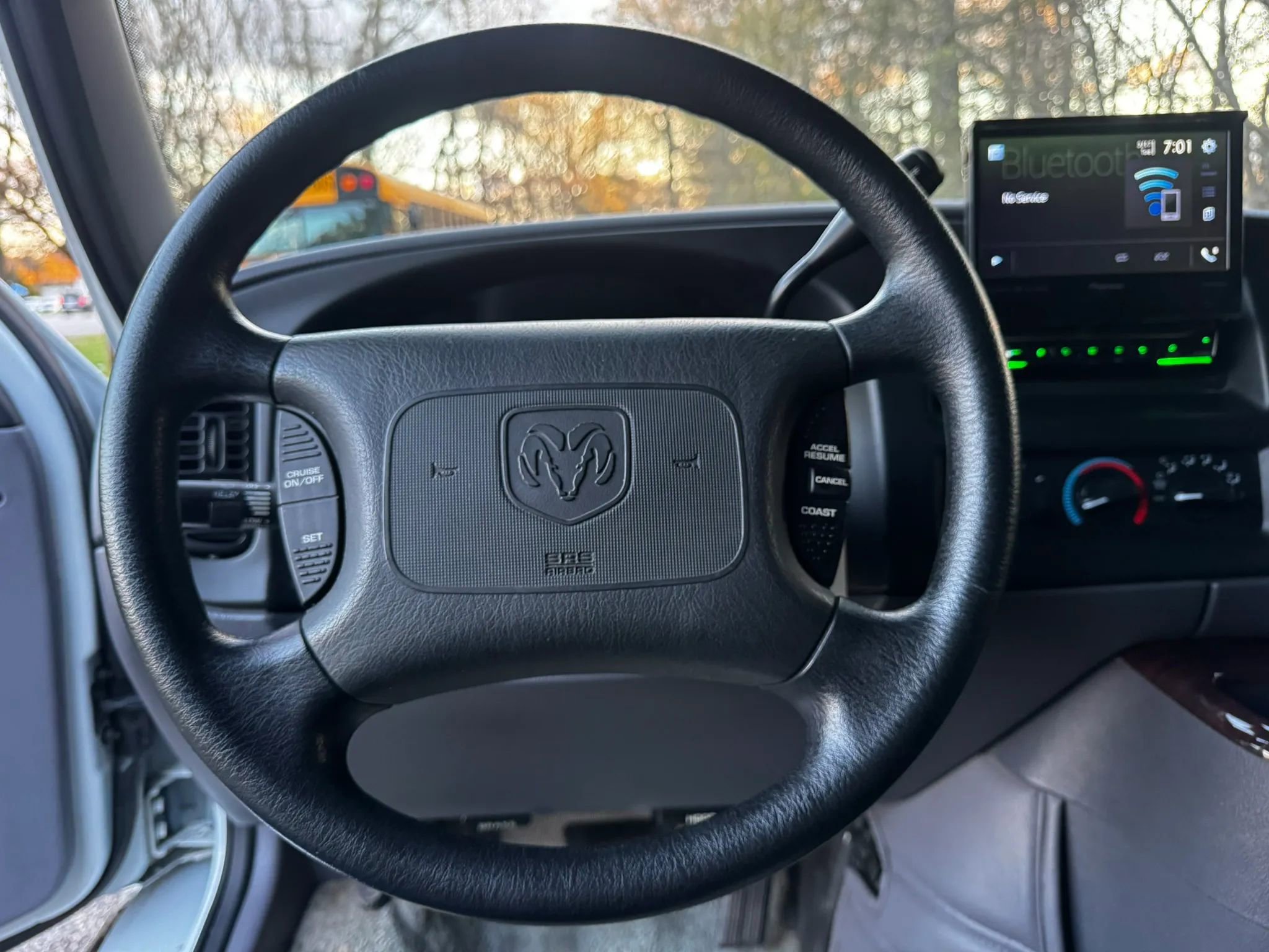 Used 2000 Dodge B1500 Van RWD image 17