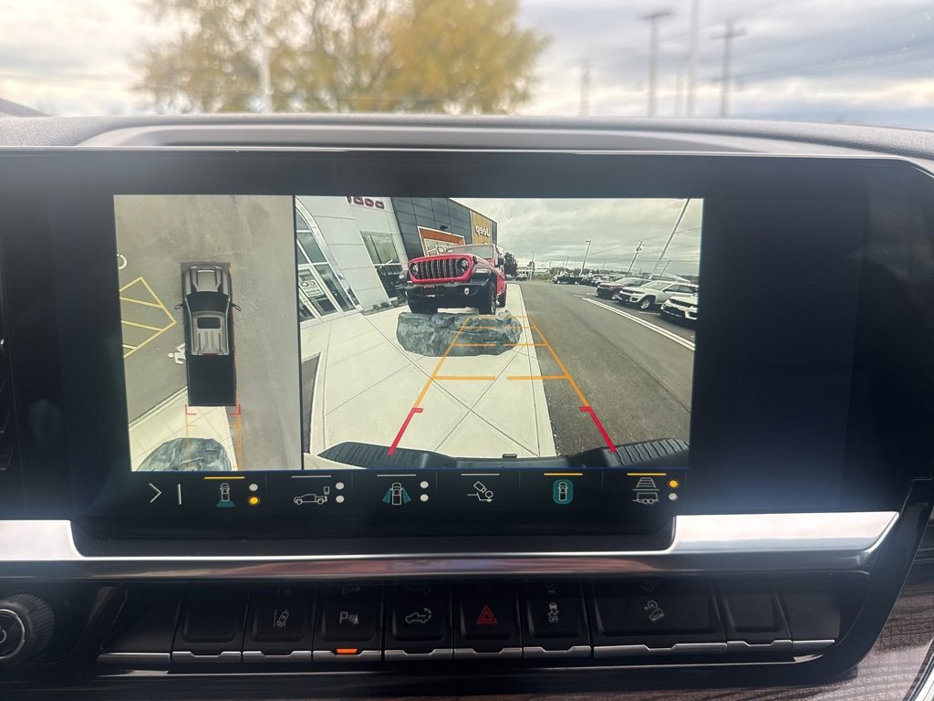 Used 2024 Chevrolet Silverado 2500 LT w/ Midnight Edition image 40