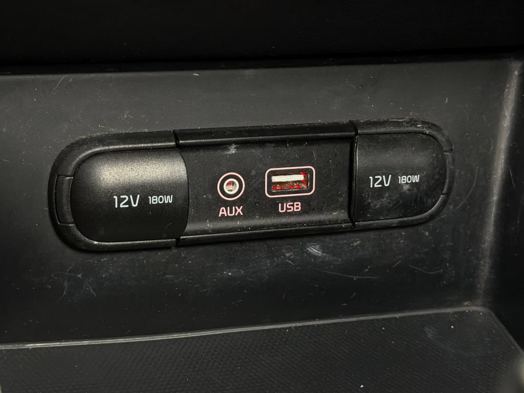 Used 2019 Kia Niro EX FWD image 32