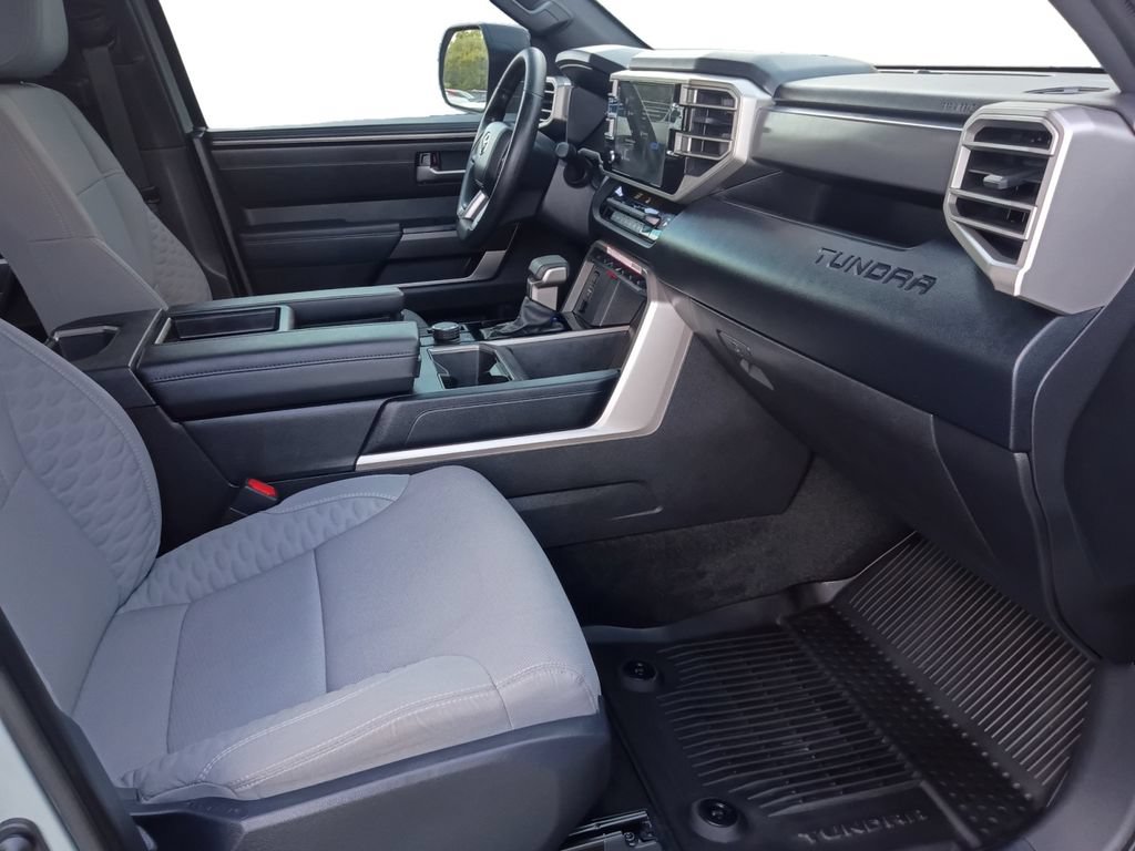 Used 2025 Toyota Tundra SR5 AWD/4WD image 24
