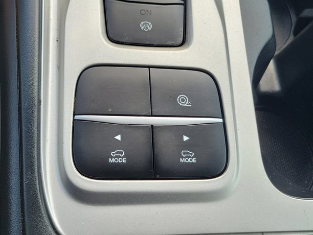 Used 2023 Ford Explorer XLT RWD image 39
