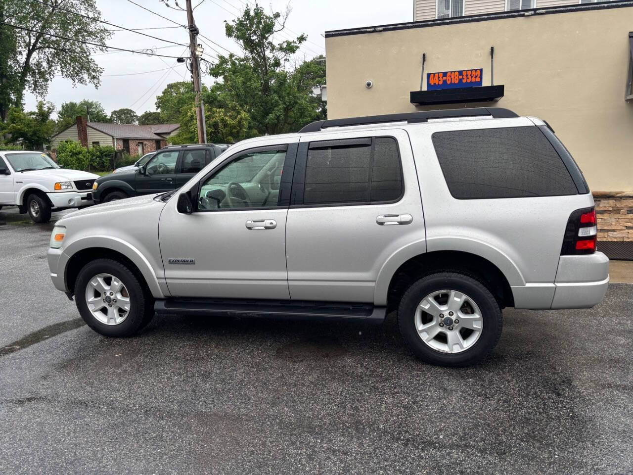 Used 2007 Ford Explorer XLT AWD/4WD image 8