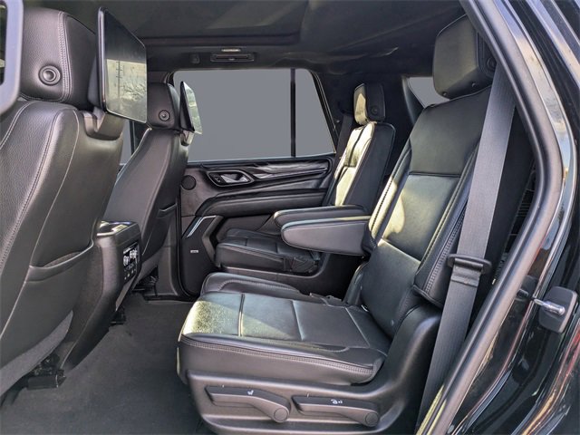 Used 2021 GMC Yukon Denali w/ Denali Premium Package image 12