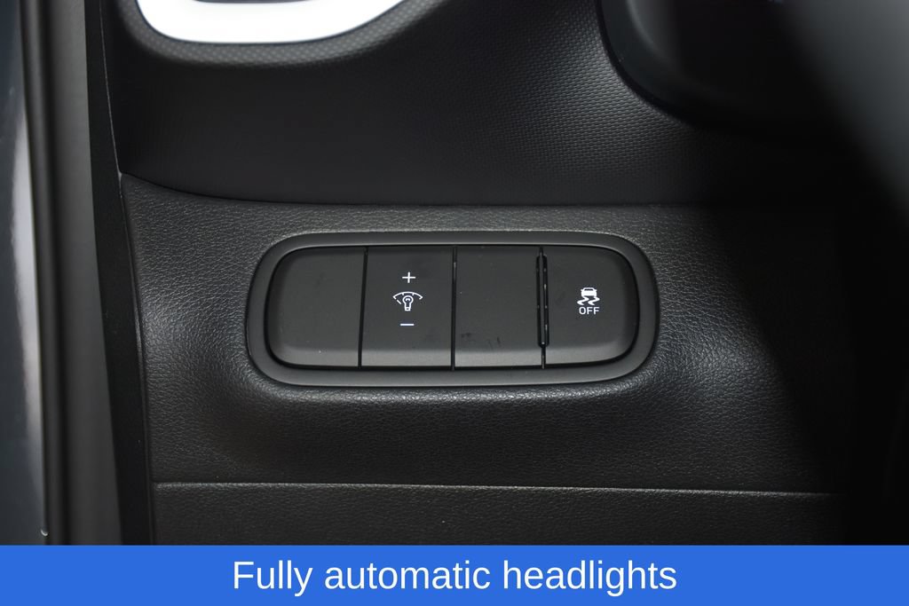 New 2026 Hyundai Venue SEL FWD image 9
