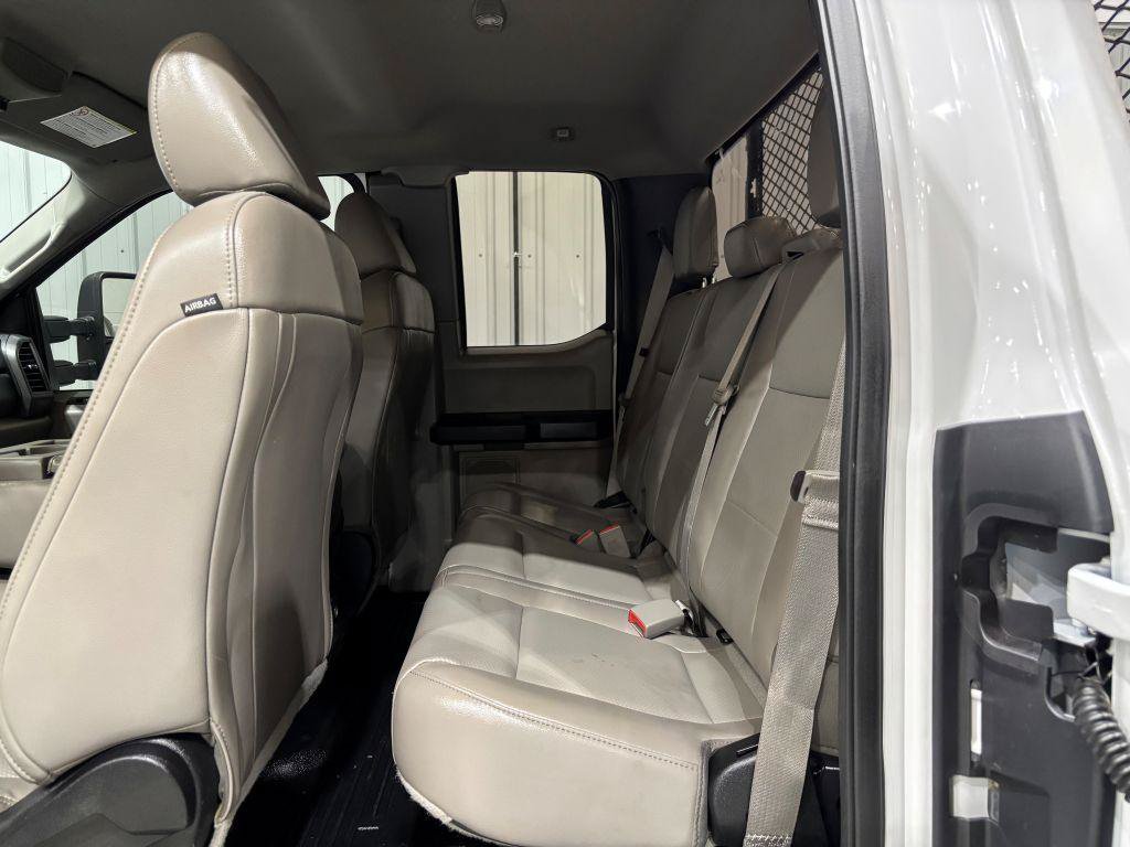 Used 2018 Ford F250 XL w/ Power Equipment Group AWD/4WD image 13