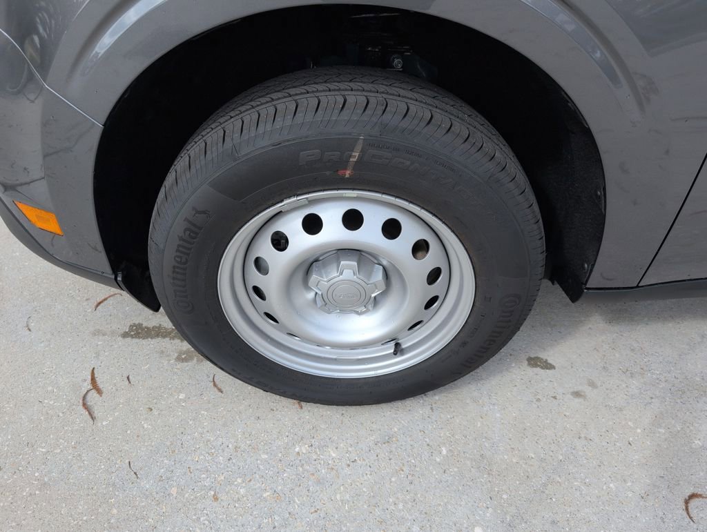 New 2025 Ford Maverick XL w/ Equipment Group 102A image 15