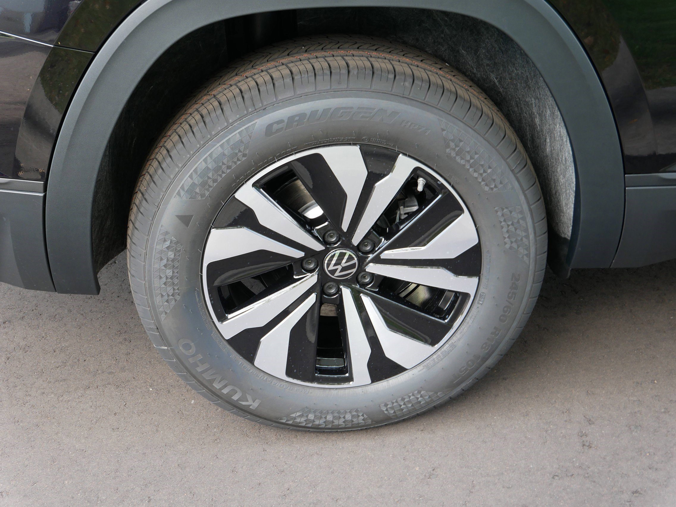 New 2026 Volkswagen Atlas SE image 5