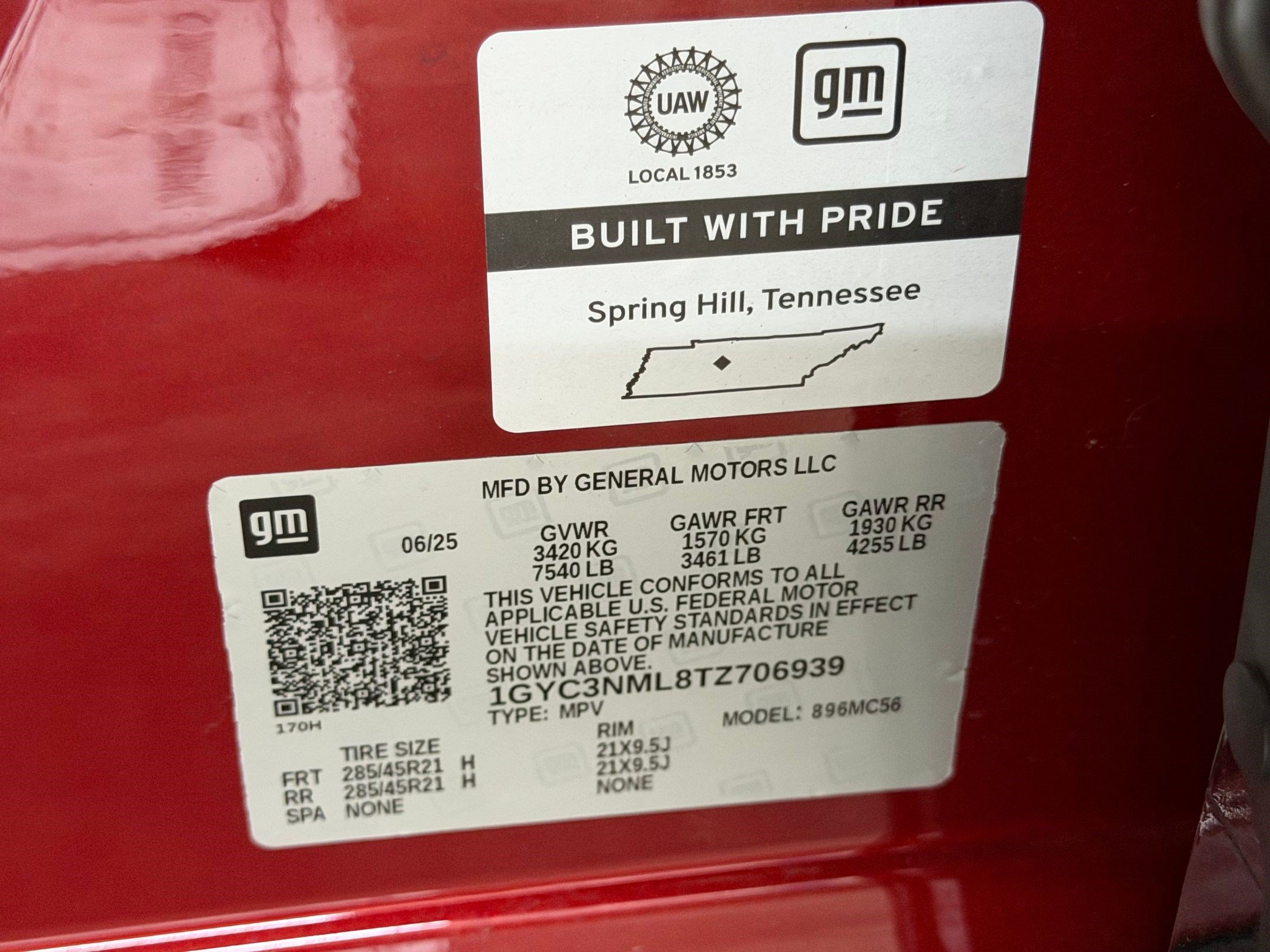 New 2026 Cadillac Vistiq Sport w/ LPO, Floor Liner Package AWD/4WD image 56