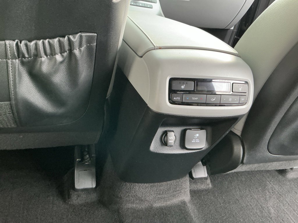 Used 2020 Hyundai Palisade SEL w/ Premium Package image 12