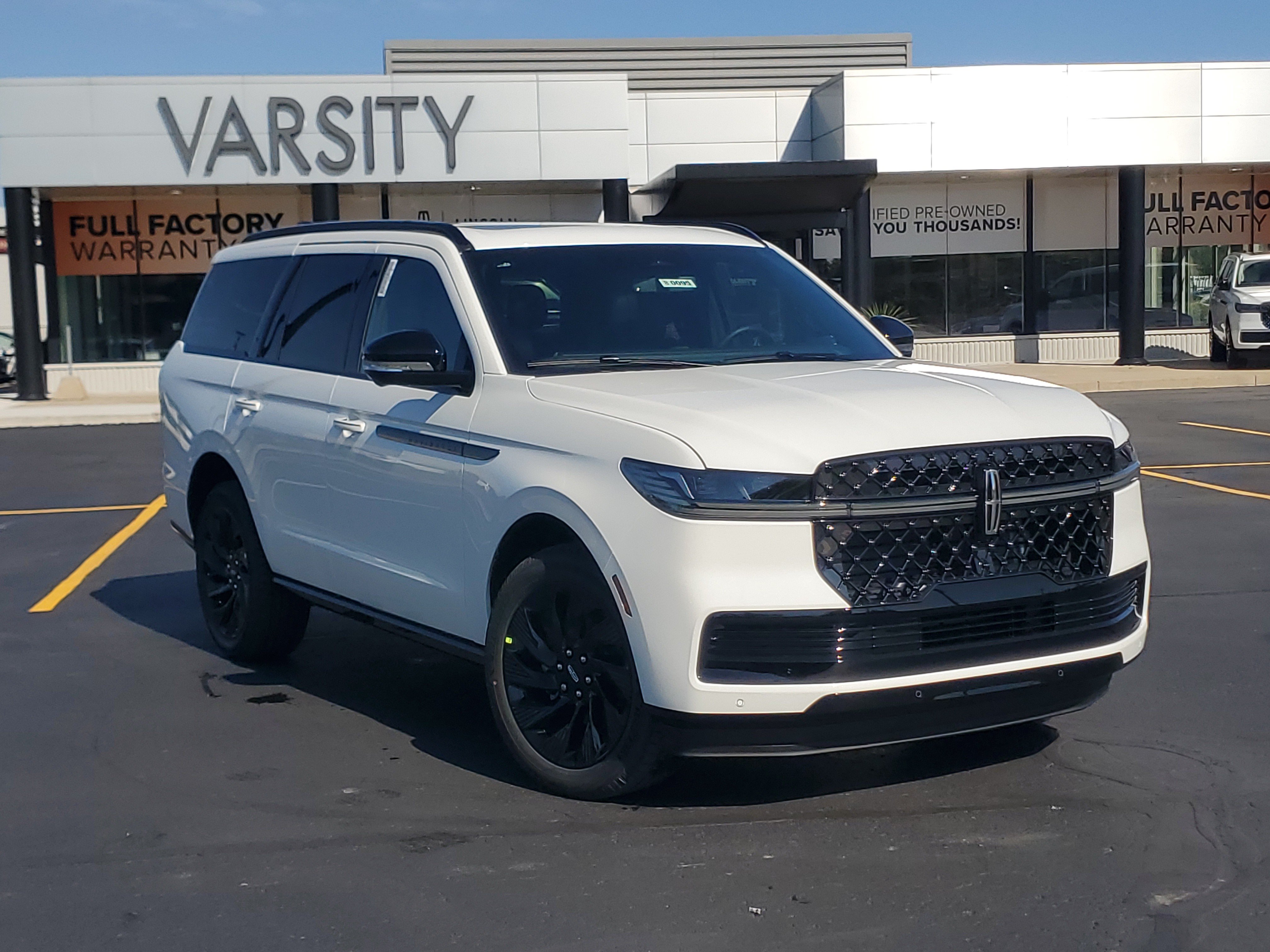 New 2027 Lincoln Navigator Reserve w/ Jet Appearance Package AWD/4WD 360° Tour
