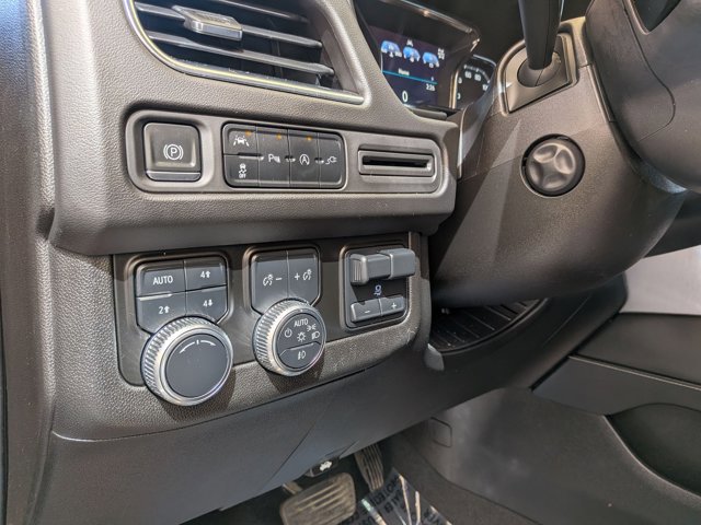Used 2021 GMC Yukon SLT w/ SLT Luxury Plus Package image 17