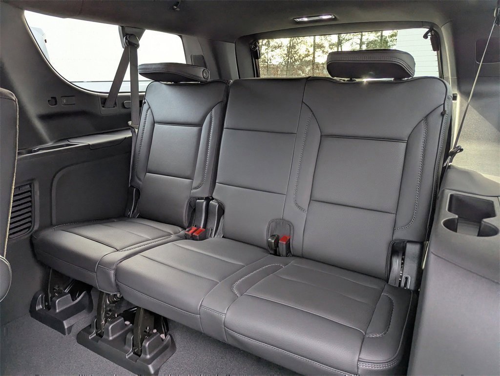 New 2026 GMC Yukon XL Denali w/ Sun & Power Step Package image 14
