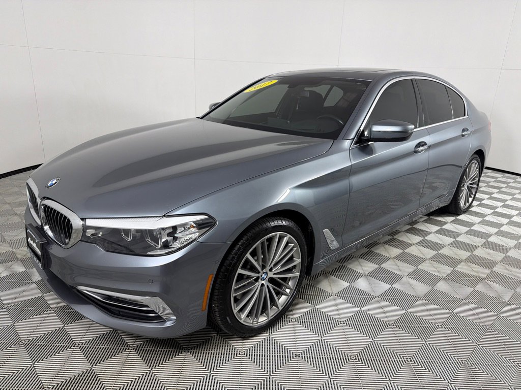 Used 2017 BMW 530i xDrive image 9