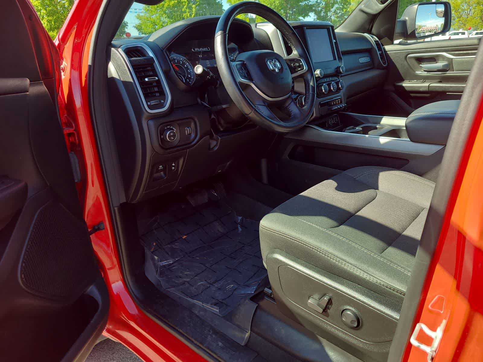 Used 2022 RAM 1500 Big Horn AWD/4WD image 10