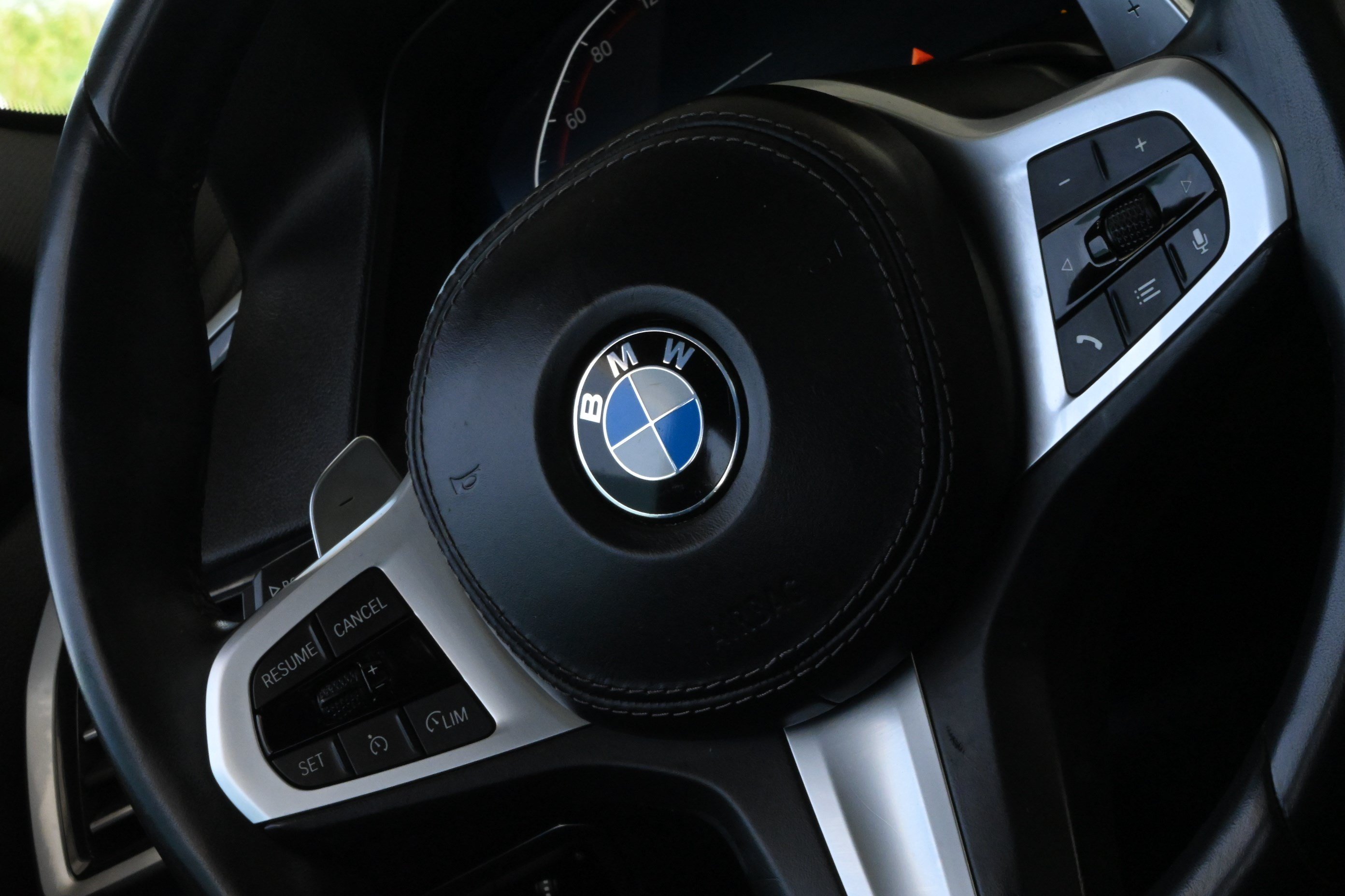 Used 2021 BMW X6 xDrive40i w/ M Sport Package AWD/4WD image 22