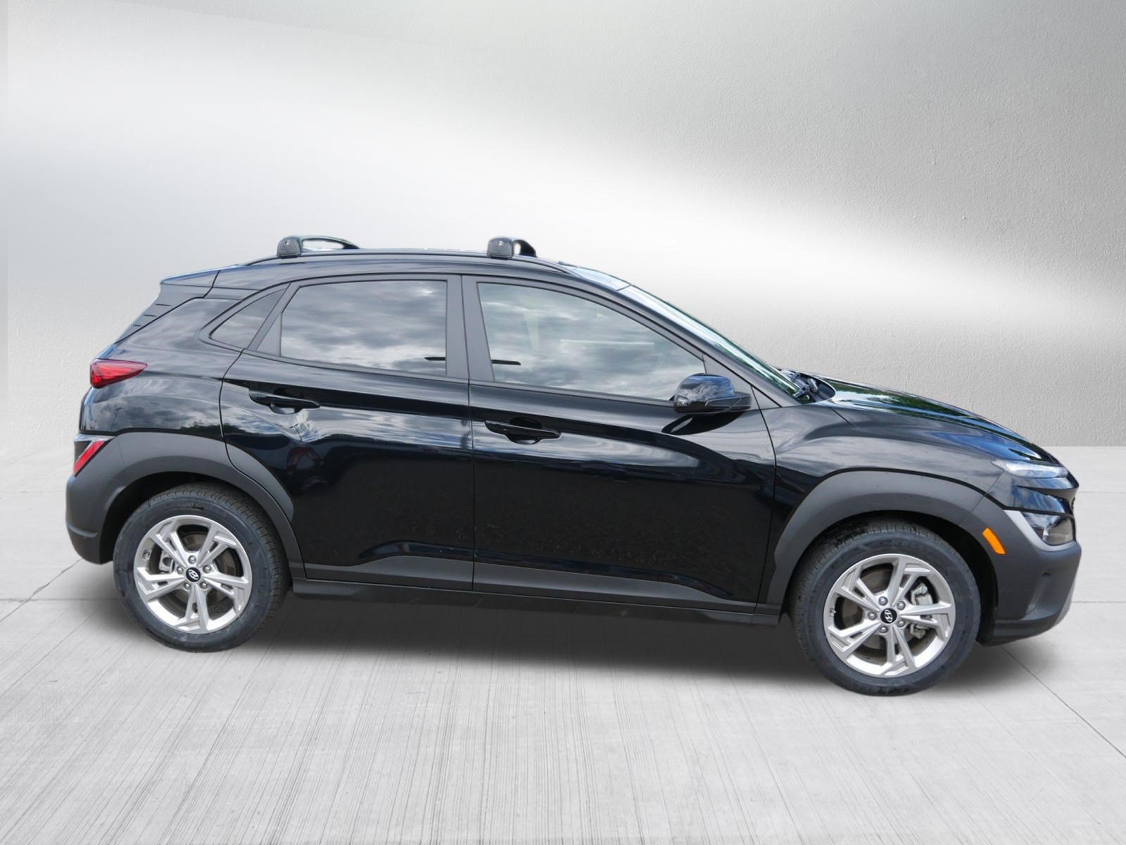 Used 2022 Hyundai Kona SEL w/ Convenience Package AWD/4WD image 8