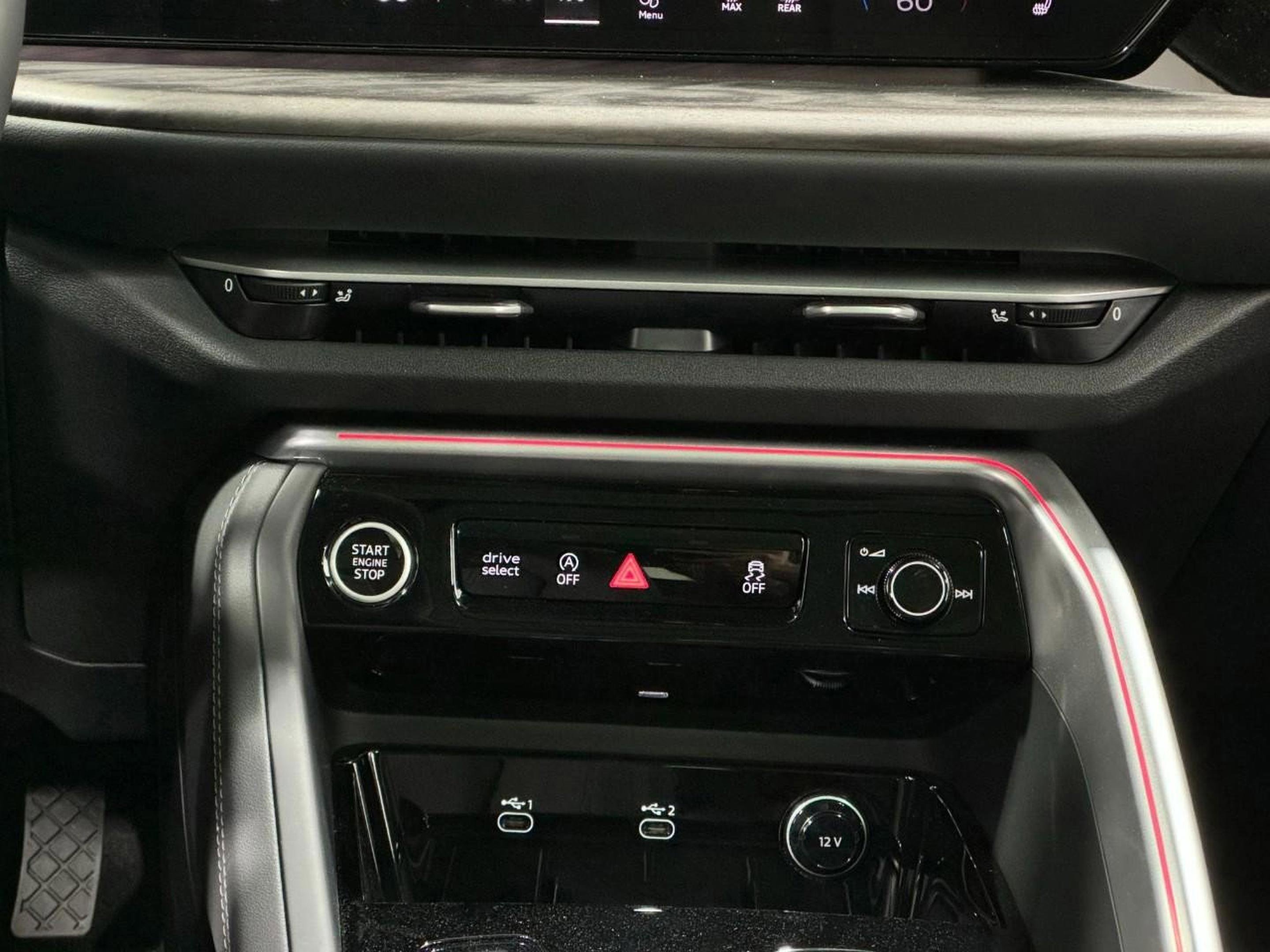 New 2025 Audi Q5 Premium image 30