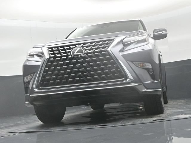 Used 2023 Lexus GX 460 Luxury w/ Sport Design Package AWD/4WD image 48