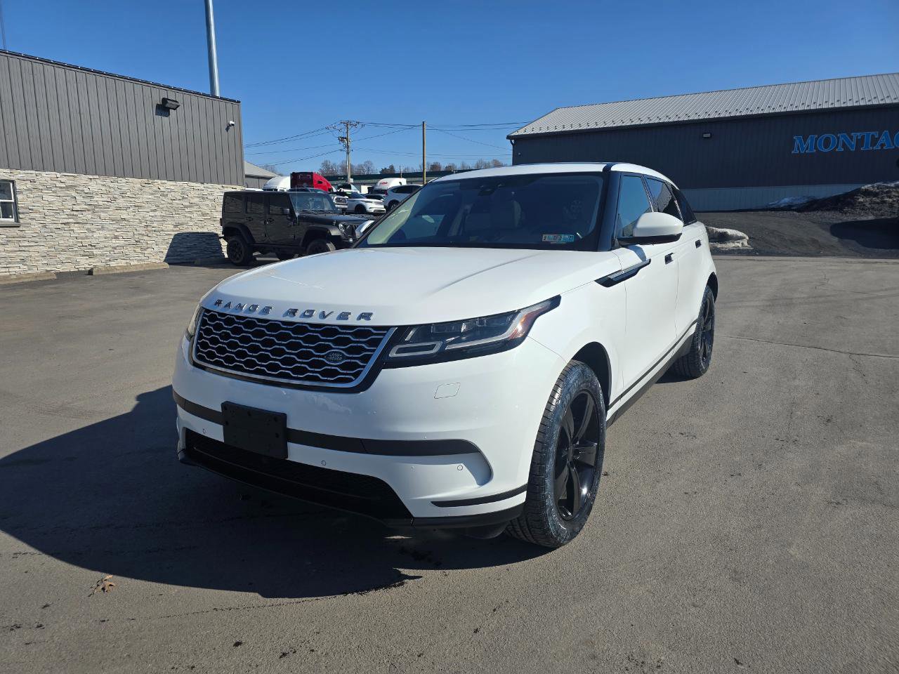 Used 2019 Land Rover Range Rover Velar S AWD/4WD image 3