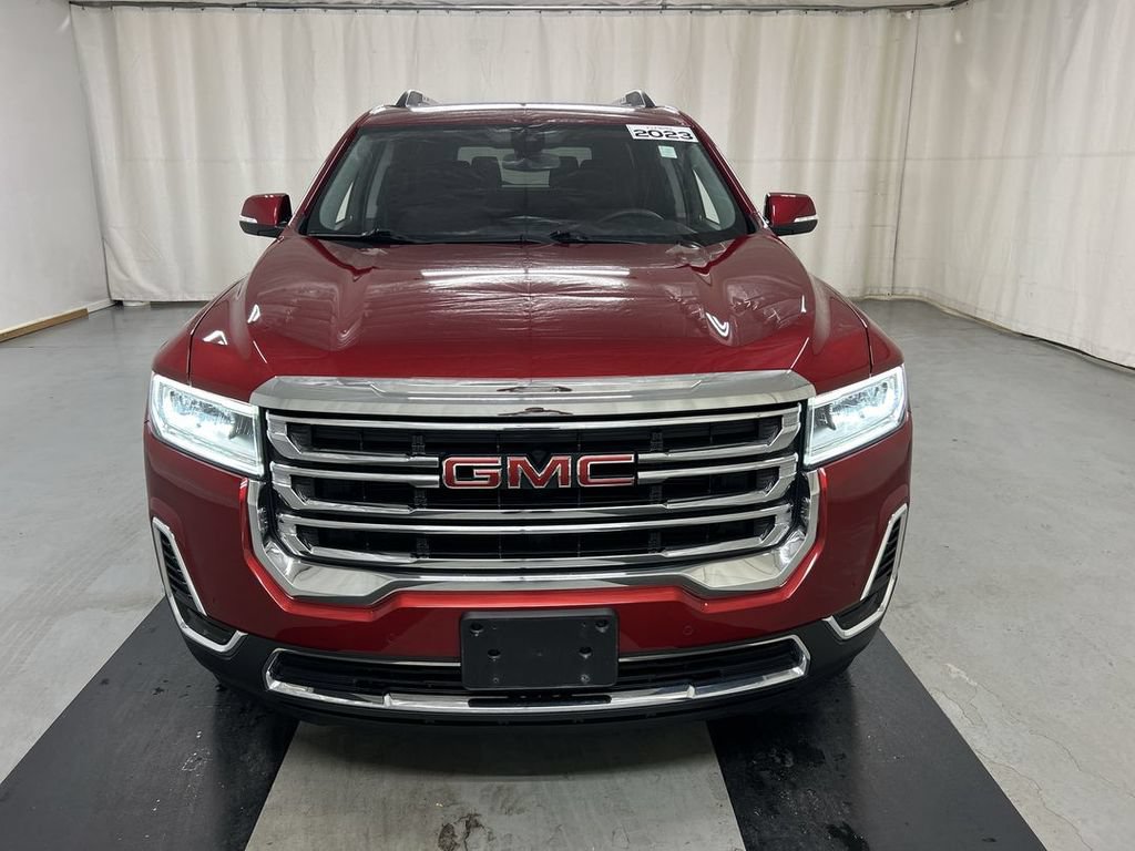 Certified 2023 GMC Acadia SLE w/ Driver Convenience Package AWD/4WD image 3