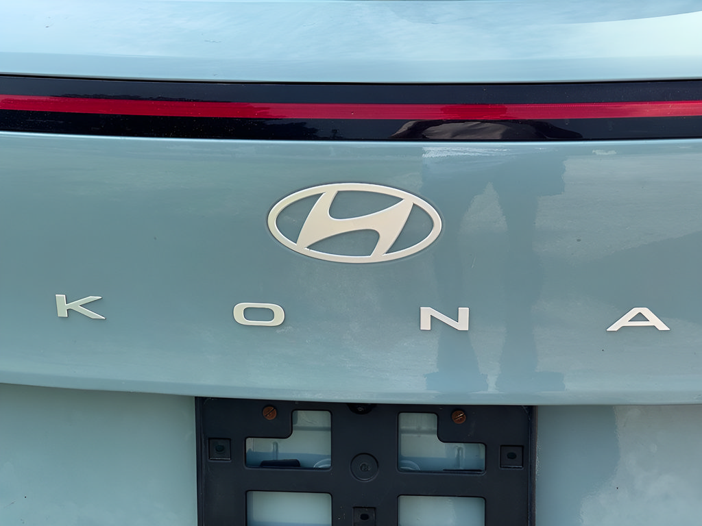 Certified 2024 Hyundai Kona SEL FWD image 31