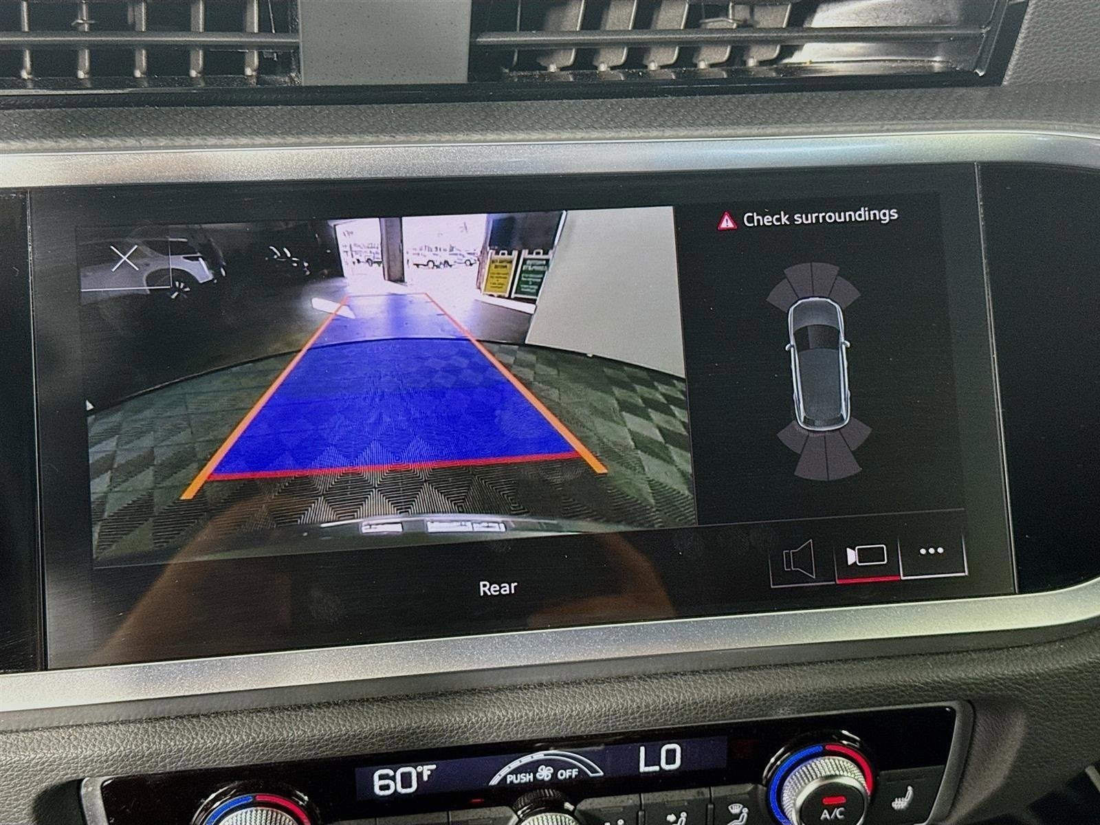 Used 2024 Audi Q3 2.0T Premium image 17