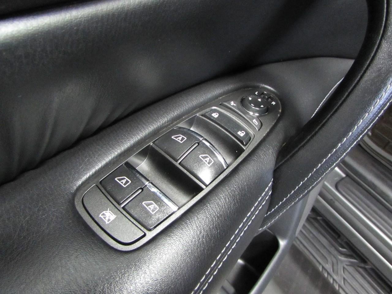 Used 2019 Nissan Armada SL w/ Premium Package image 22